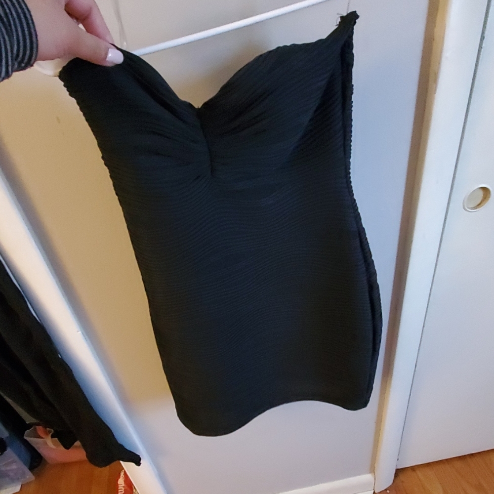 Strapless dress